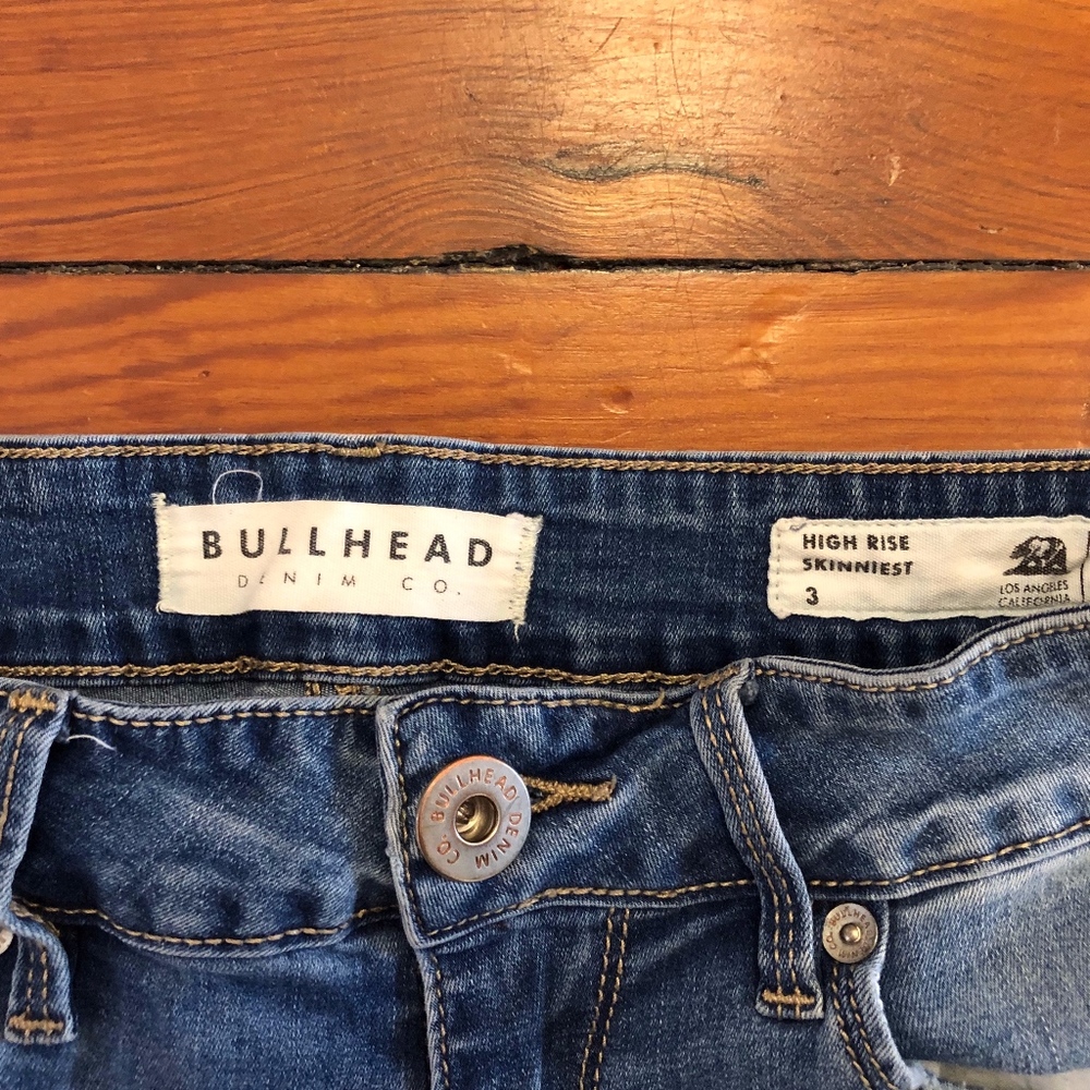 Light wash Super Skinny Jeans